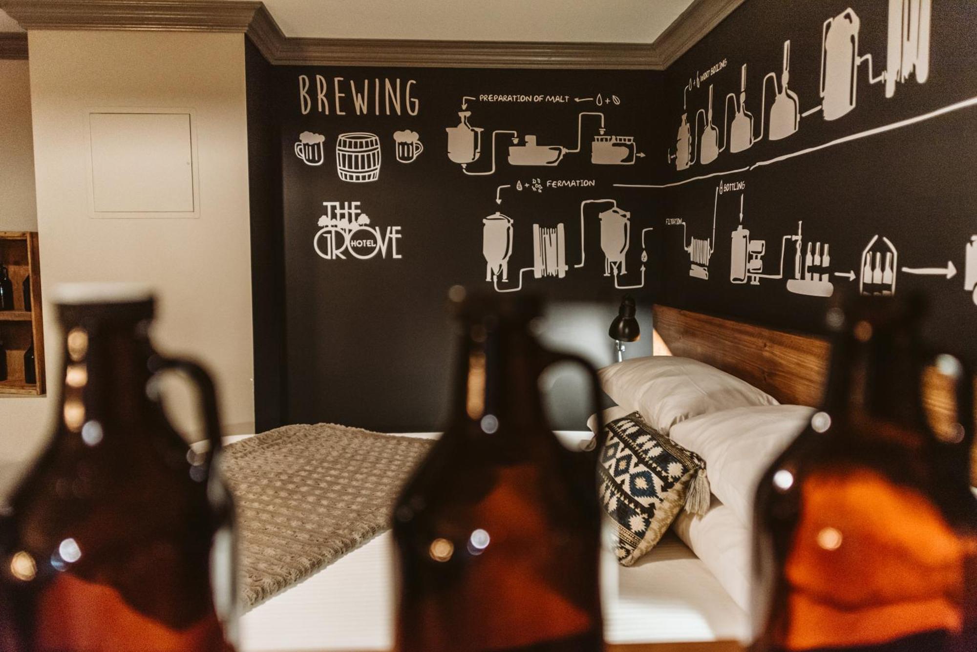 The Grove Hotel Kingsville Esterno foto