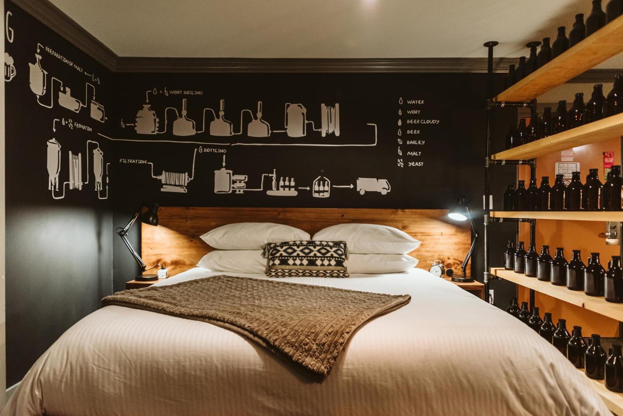 The Grove Hotel Kingsville Esterno foto
